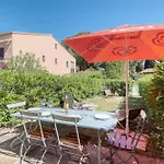 Apartment Magnificent Newly Renovated Close To & Swimming Pool *