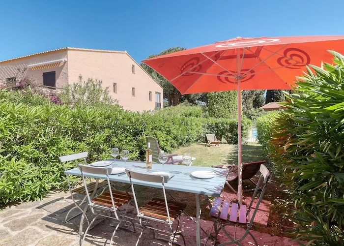 Lägenhet Magnificent Newly Renovated Close To & Swimming Pool *